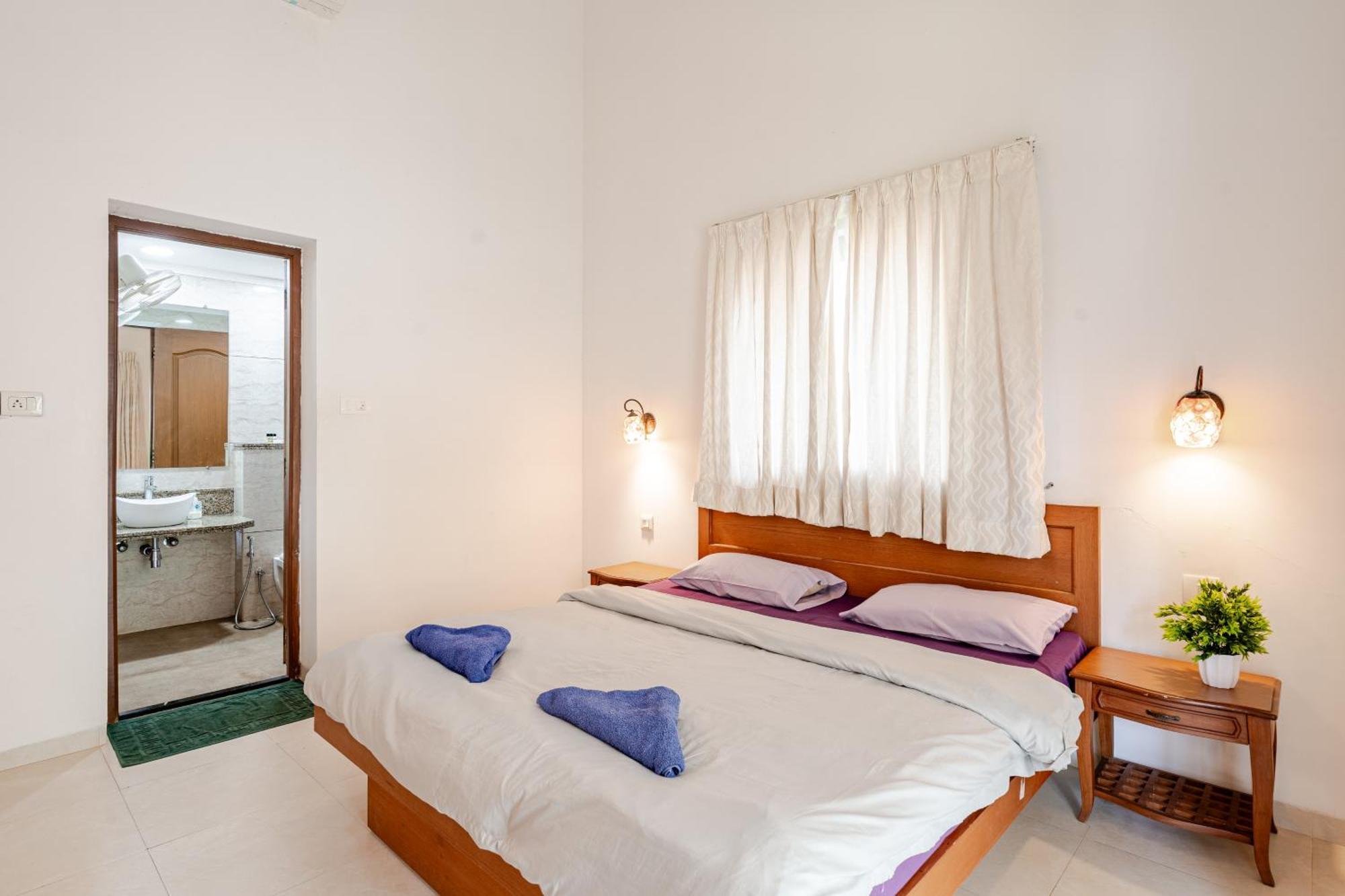 Susegad Suites Goa Arpora Habitación foto